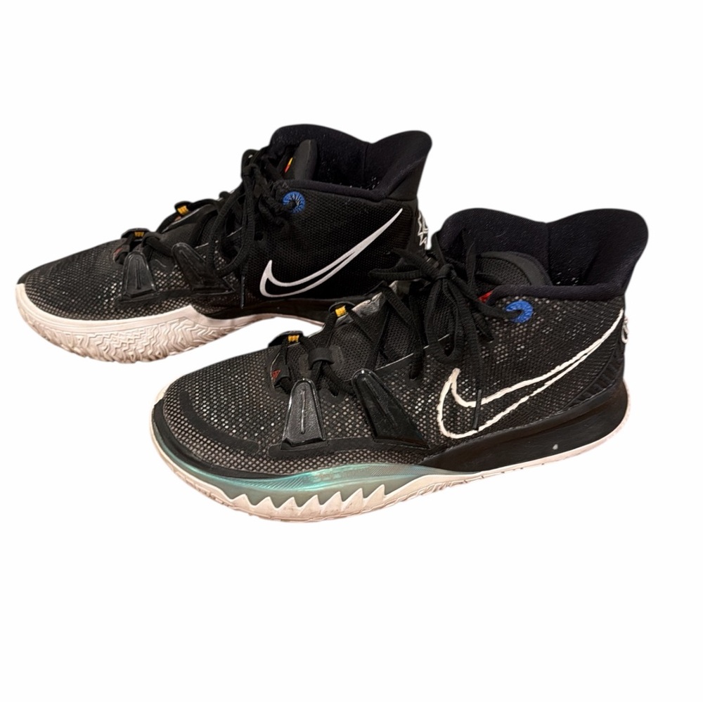 Nike Kyrie 7 “Brooklyn” Black White Basketball Shoes Men’s 9 EUC Streetwear - Picture 5 of 14